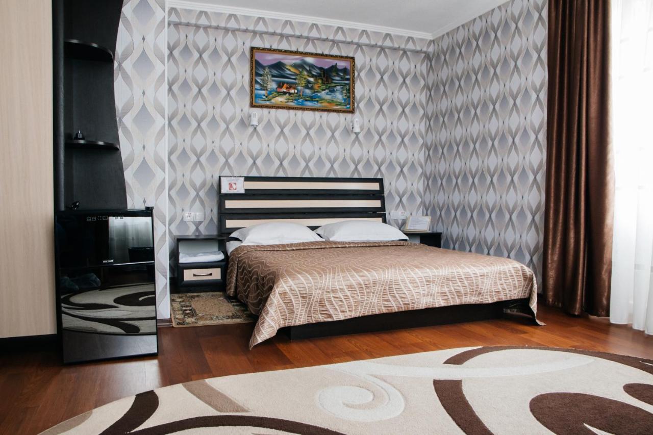 Гостинний Двір "Марія" Hotel Kropivnickij Kültér fotó