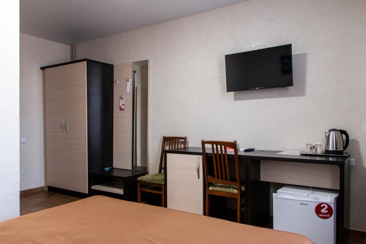 Гостинний Двір "Марія" Hotel Kropivnickij Kültér fotó