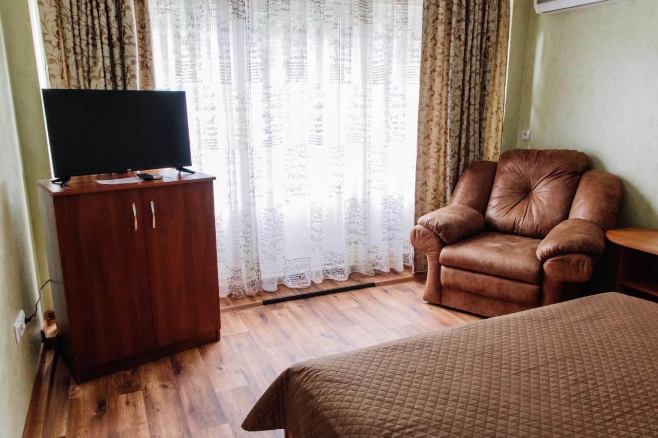 Гостинний Двір "Марія" Hotel Kropivnickij Kültér fotó