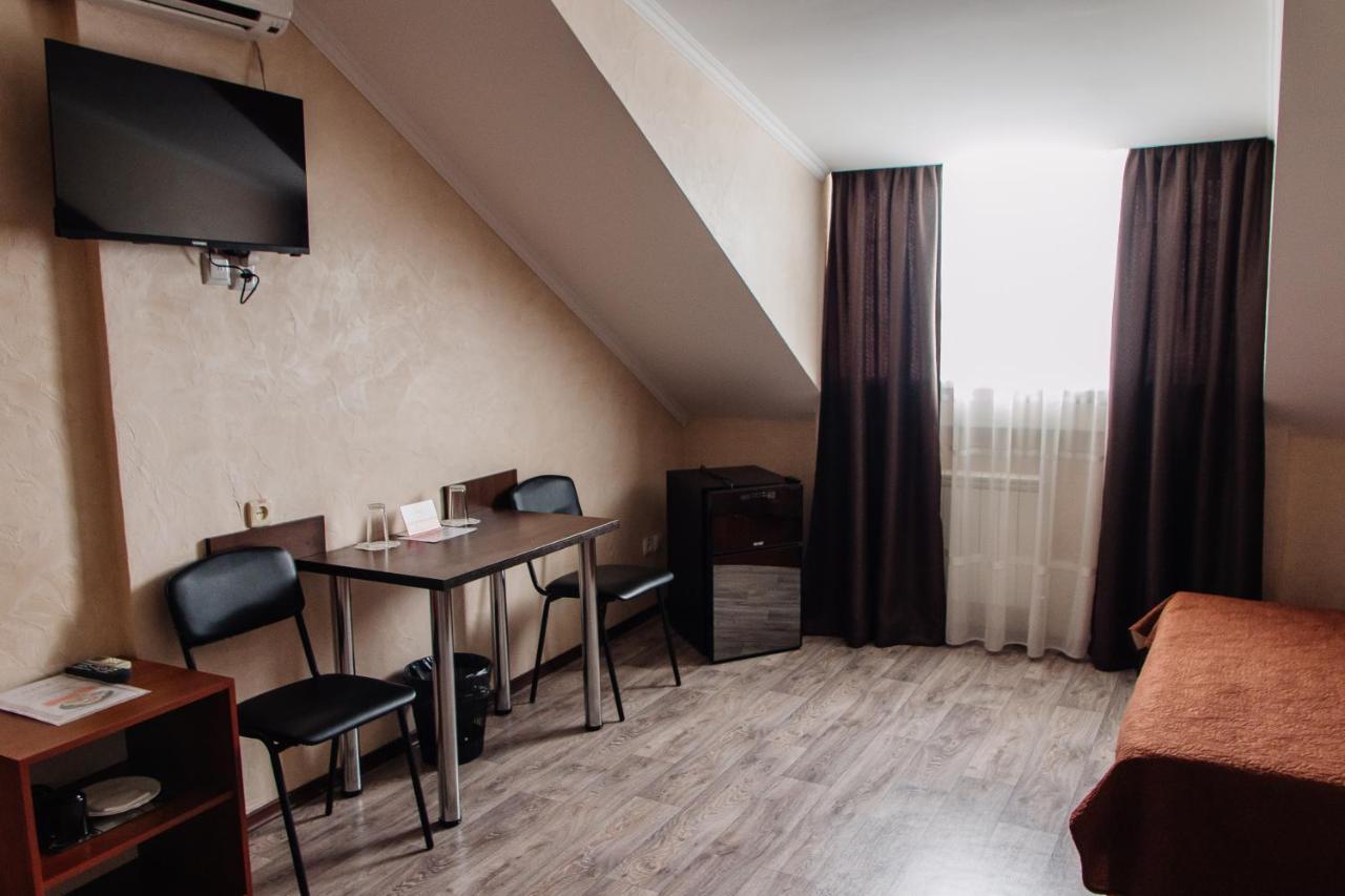 Гостинний Двір "Марія" Hotel Kropivnickij Kültér fotó