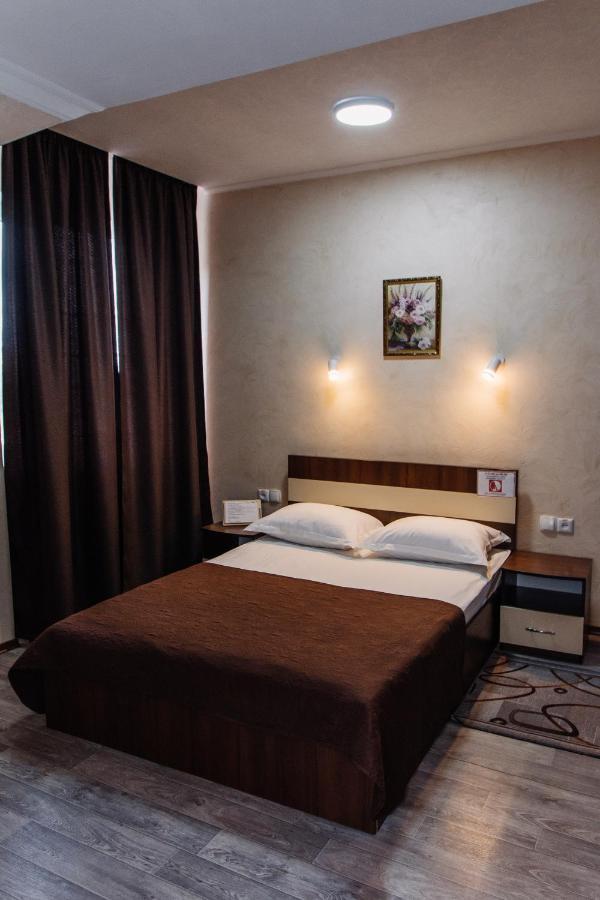 Гостинний Двір "Марія" Hotel Kropivnickij Kültér fotó
