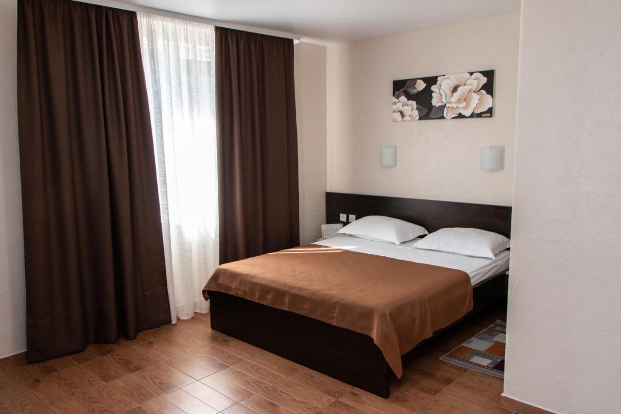 Гостинний Двір "Марія" Hotel Kropivnickij Kültér fotó