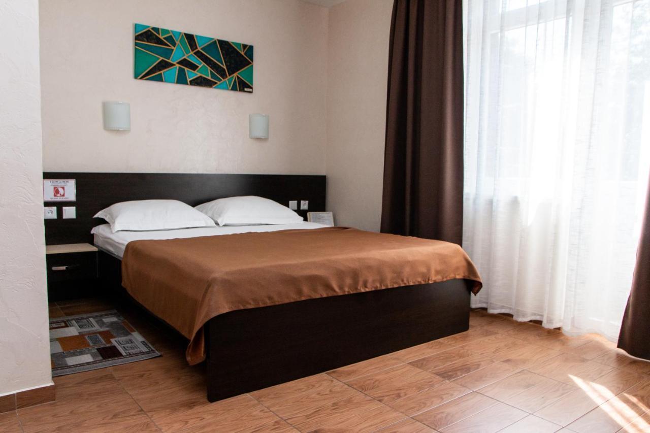 Гостинний Двір "Марія" Hotel Kropivnickij Kültér fotó